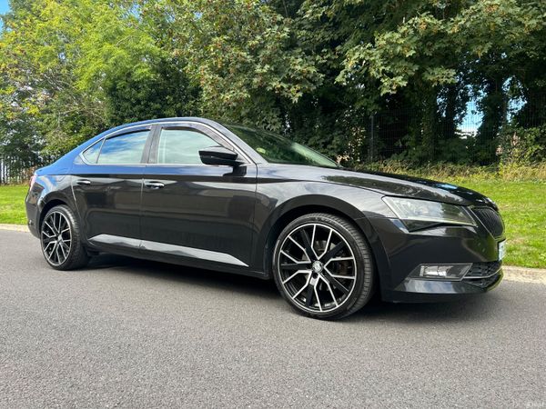 Skoda Superb Saloon, Diesel, 2017, Black