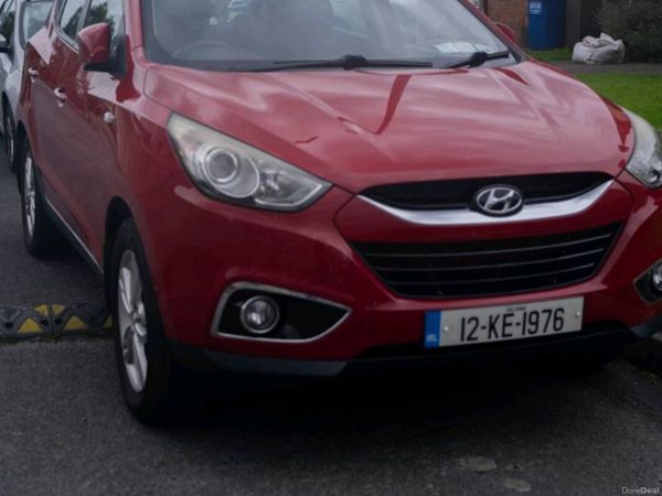 Hyundai ix35 SUV, Diesel, 2012, Red