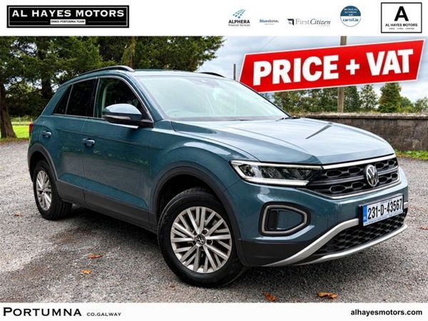 Volkswagen T-Roc SUV, Diesel, 2023, Blue