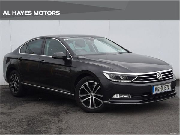 Volkswagen Passat Saloon, Diesel, 2019, Grey