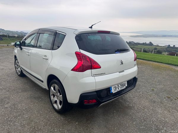 Peugeot 3008 MPV, Petrol, 2013, White