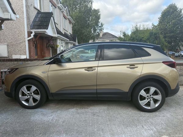 Opel Grandland X SUV, Diesel, 2018, Brown