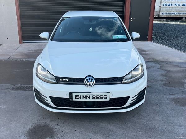 Volkswagen Golf Hatchback, Diesel, 2015, White