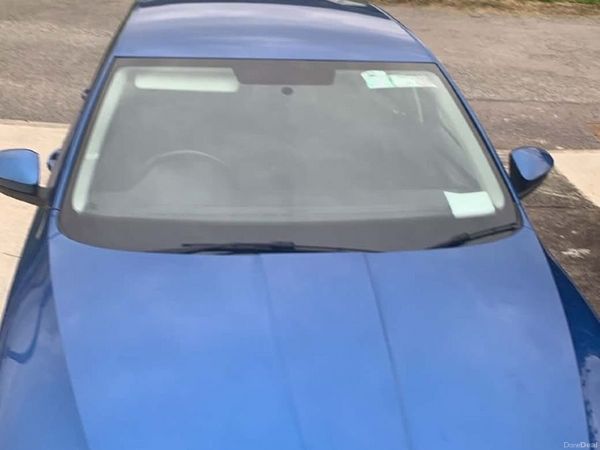 Skoda Octavia Saloon, Diesel, 2017, Blue