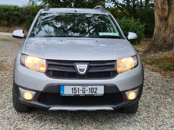 Dacia Sandero Stepway Hatchback, Diesel, 2015, Silver