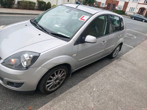 Ford Fiesta Hatchback, Petrol, 2008, Silver