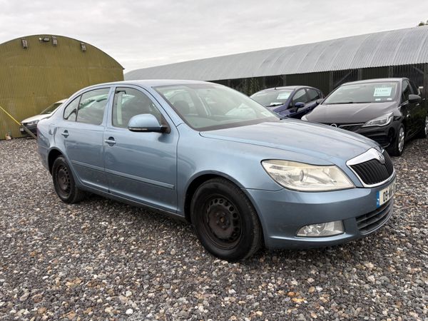 Skoda Octavia Hatchback, Diesel, 2009, Grey
