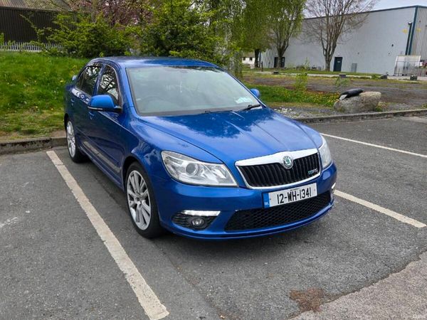 Skoda Octavia Saloon, Diesel, 2012, Blue