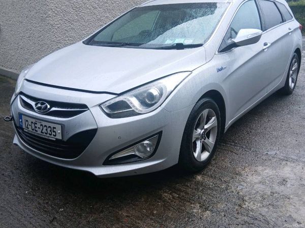 Hyundai i40 Estate, Diesel, 2012, Silver