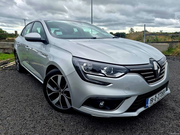 Renault Megane Saloon, Diesel, 2019, Grey