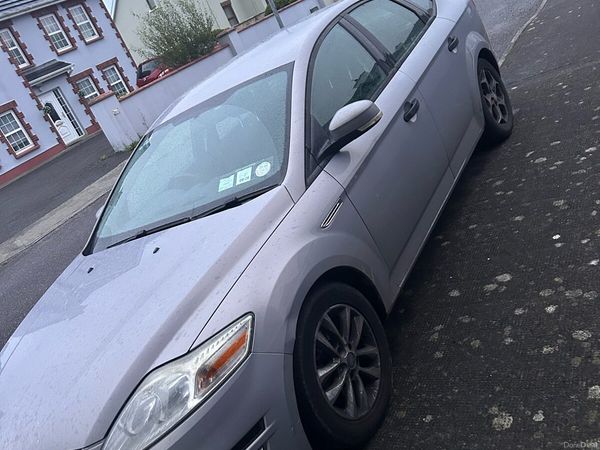 Ford Mondeo Hatchback, Diesel, 2012, Grey