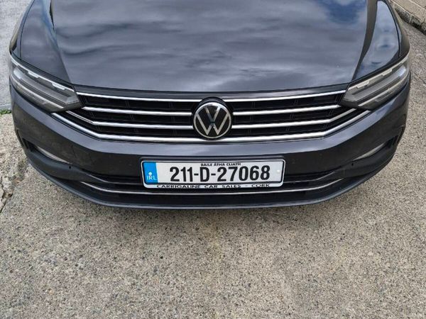 Volkswagen Passat Saloon, Diesel, 2021, Grey