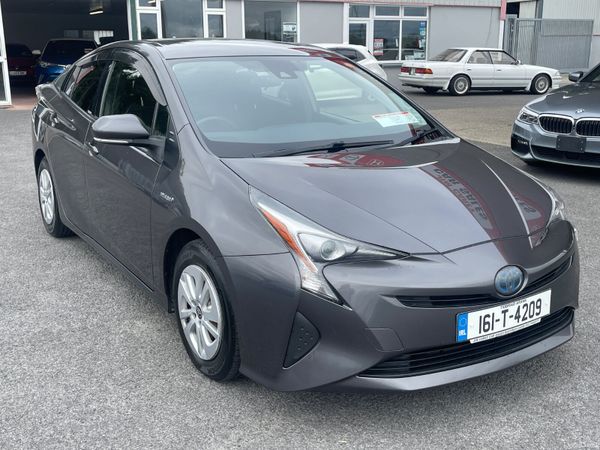 Toyota Prius Hatchback, Petrol Hybrid, 2016, Grey