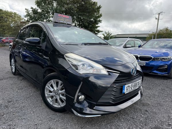 Toyota Vitz Hatchback, Petrol Hybrid, 2017, Black