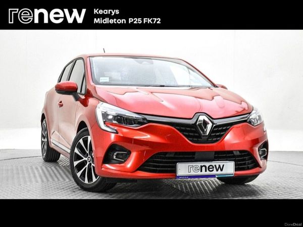 Renault Clio Hatchback, Petrol, 2022, Red