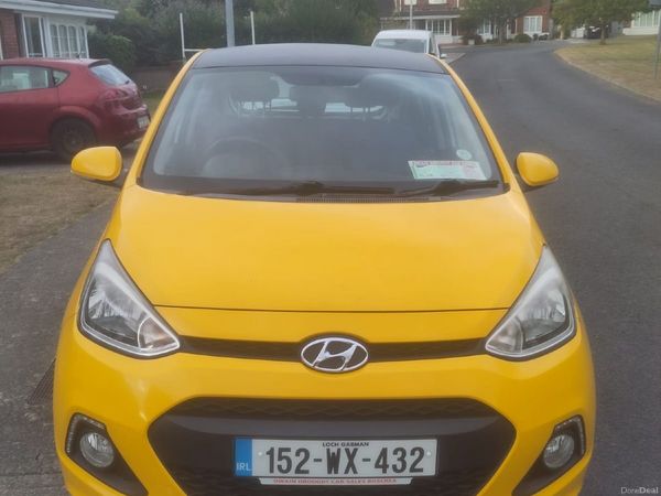 Hyundai i10 Hatchback, Petrol, 2015, Yellow