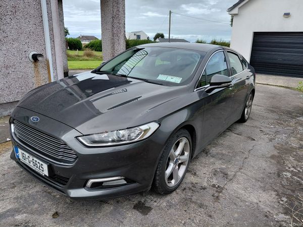 Ford Mondeo Hatchback, Diesel, 2016, Grey