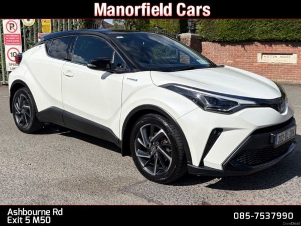 Toyota C-HR SUV, Petrol Hybrid, 2020, White