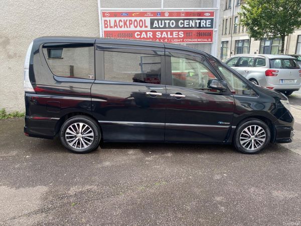 Nissan Serena MPV, Petrol, 2014, Black