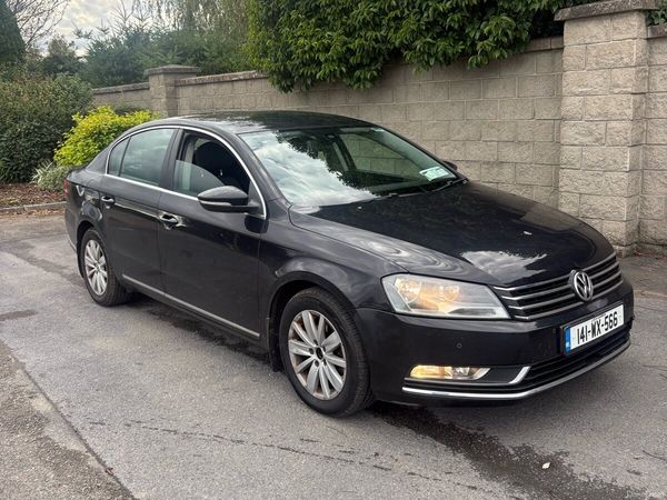 Volkswagen Passat Saloon, Diesel, 2014, Black