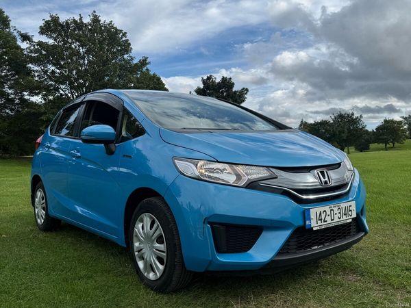 Honda Fit Hatchback, Petrol Hybrid, 2014, Blue