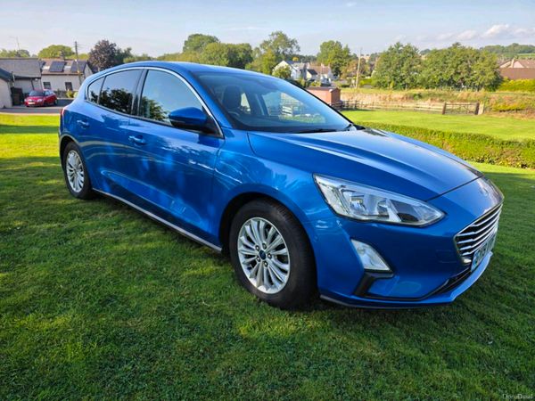 Ford Focus Hatchback, Petrol, 2019, Blue