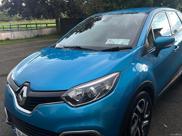 Renault Captur Hatchback, Diesel, 2014, Blue