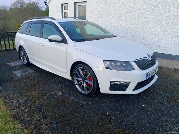 Skoda Octavia Estate, Diesel, 2014, White