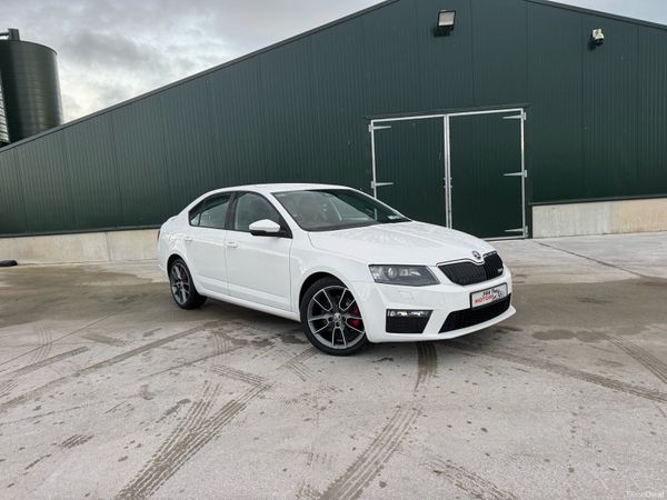 Skoda Octavia Hatchback, Diesel, 2016, White