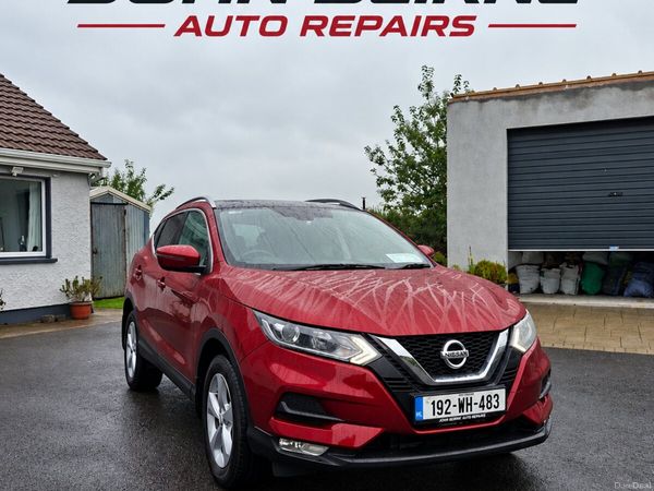 Nissan Qashqai MPV, Diesel, 2019, Red