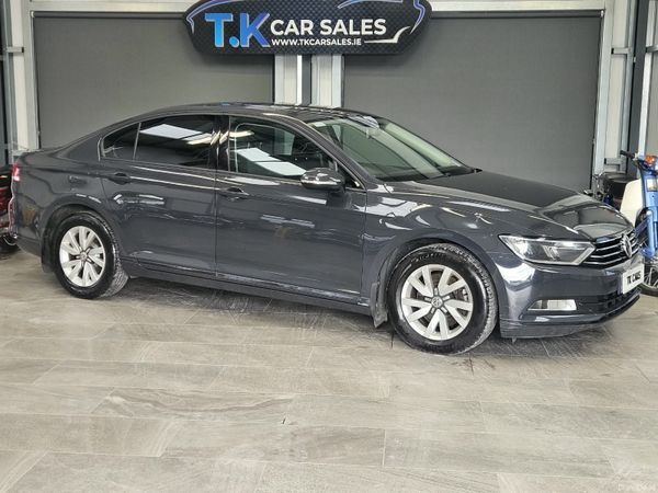 Volkswagen Passat Saloon, Diesel, 2015, Grey