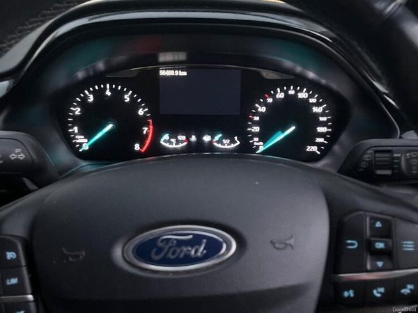 Ford Fiesta Hatchback, Petrol, 2019, White