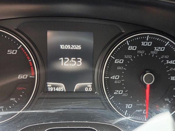 SEAT Leon Hatchback, Diesel, 2014, Red
