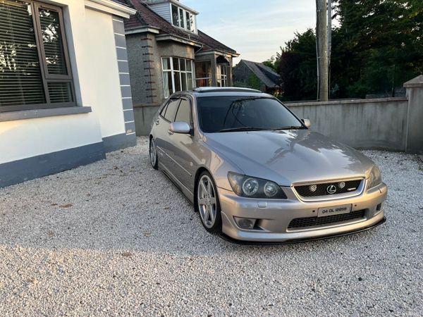 Lexus IS Saloon, Petrol, 2004, Silver