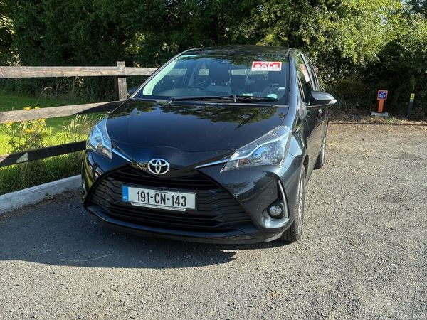 Toyota Yaris MPV, Petrol, 2019, Black