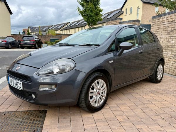 Fiat Punto Hatchback, Petrol, 2014, Grey