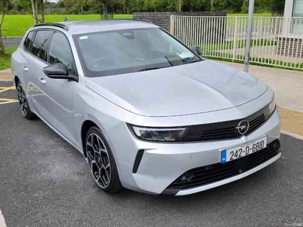Opel Astra Estate/Jeep, Diesel, 2024, Grey