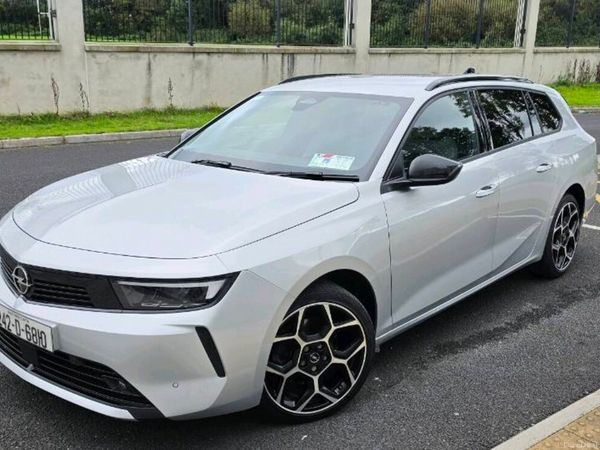 Opel Astra Estate/Jeep, Diesel, 2024, Grey