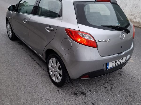 Mazda Mazda2 Hatchback, Petrol, 2011, Grey