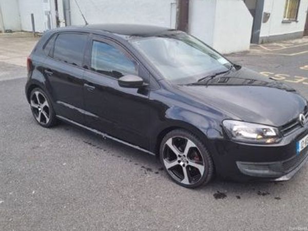 Volkswagen Polo Hatchback, Petrol, 2012, Black