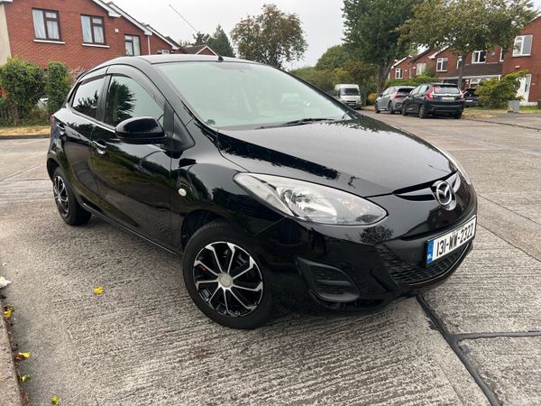 Mazda Demio MPV, Petrol, 2013, Black