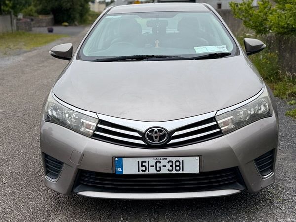 Toyota Corolla Saloon, Diesel, 2015, Bronze