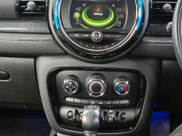 Mini Cooper Hatchback, Petrol, 2016, White