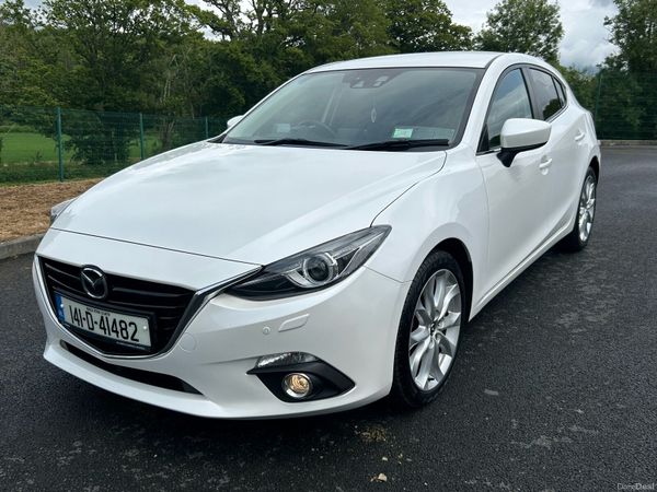 Mazda Mazda3 Hatchback, Petrol, 2014, White