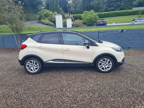 Renault Captur Hatchback, Diesel, 2015, White