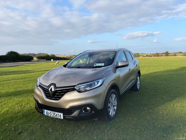 Renault Kadjar SUV, Diesel, 2016, Gold