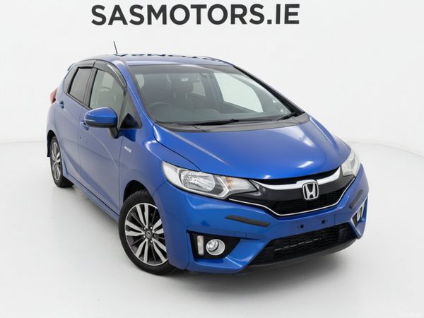 Honda Fit Hatchback, Petrol Hybrid, 2015, Blue