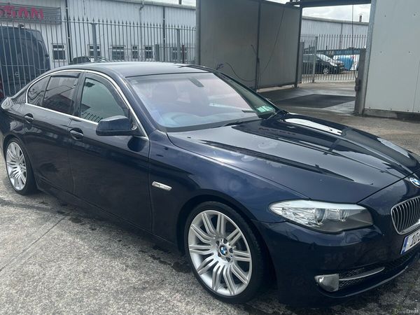 BMW 5-Series Saloon, Diesel, 2010, Blue