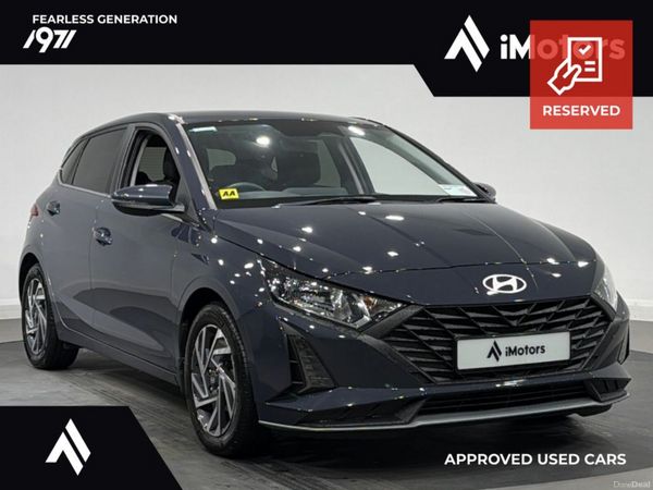 Hyundai i20 Hatchback, Petrol, 2024, Grey