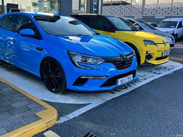 Renault Megane Hatchback, Petrol, 2019, Blue